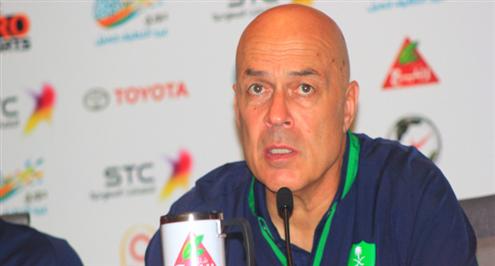 بعد السداسية .. جروس يوضح موقفه من بالمينو ومصطفي الكبير